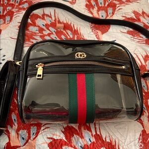 Elegant Black and Green Crossbody Bag